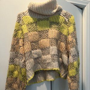 Cropped FP checker turtleneck